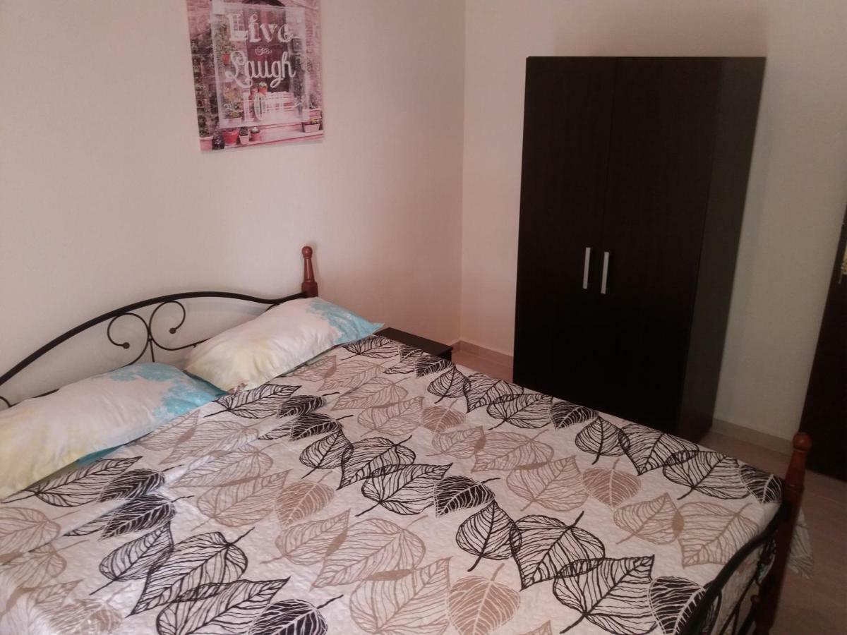 Jordan'S Appartment At نيا ميشانيونا المظهر الخارجي الصورة