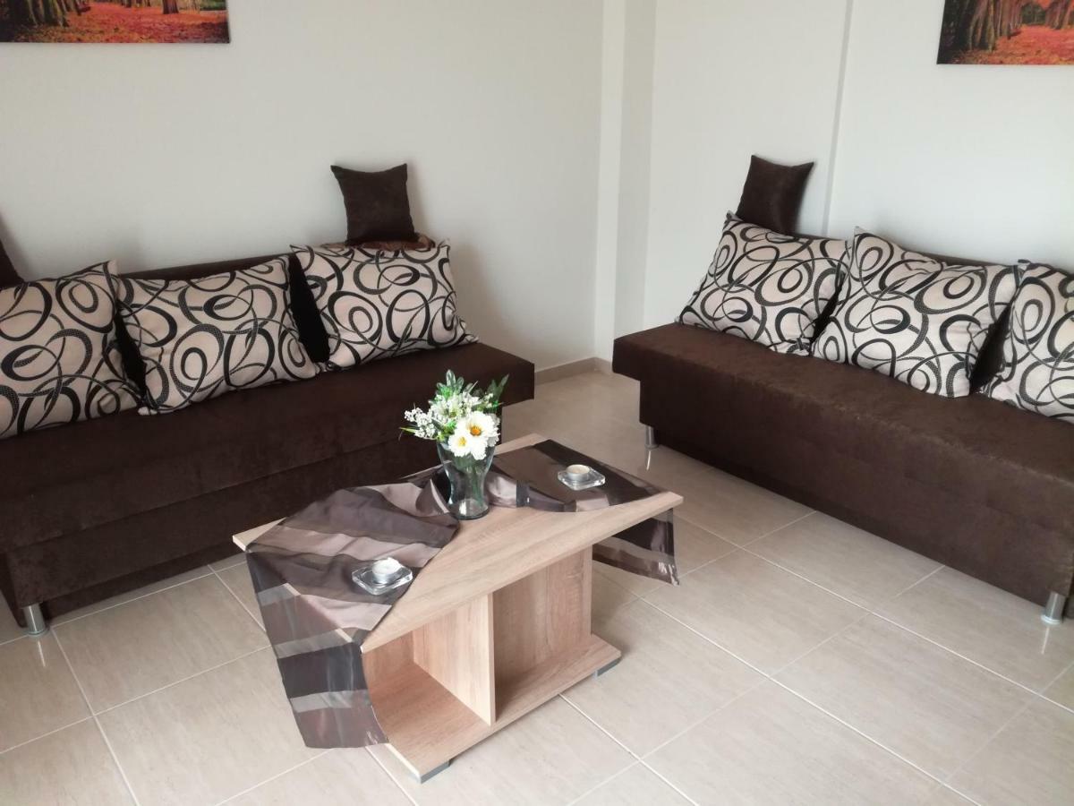 Jordan'S Appartment At نيا ميشانيونا المظهر الخارجي الصورة